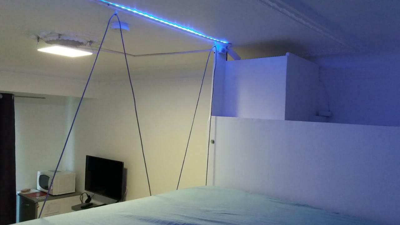 Nice Apart Backpackers S5 Apartment Bagian luar foto