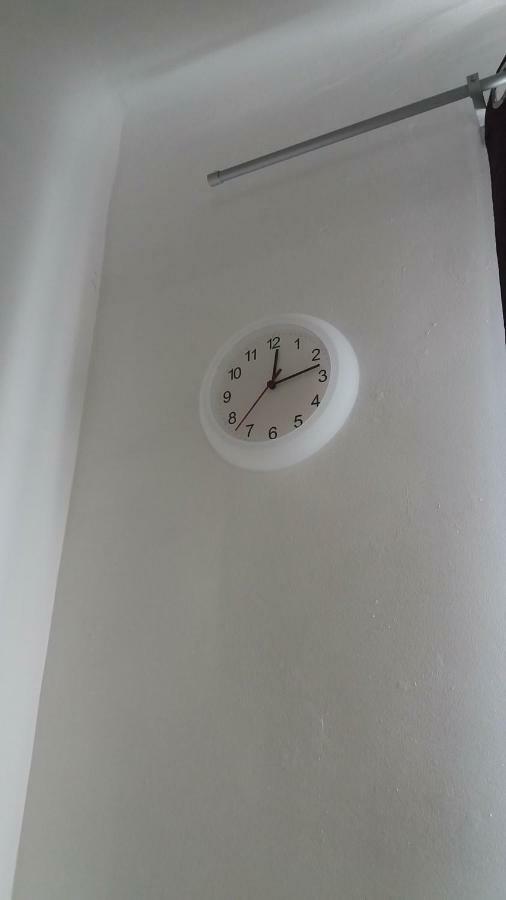 Nice Apart Backpackers S5 Apartment Bagian luar foto