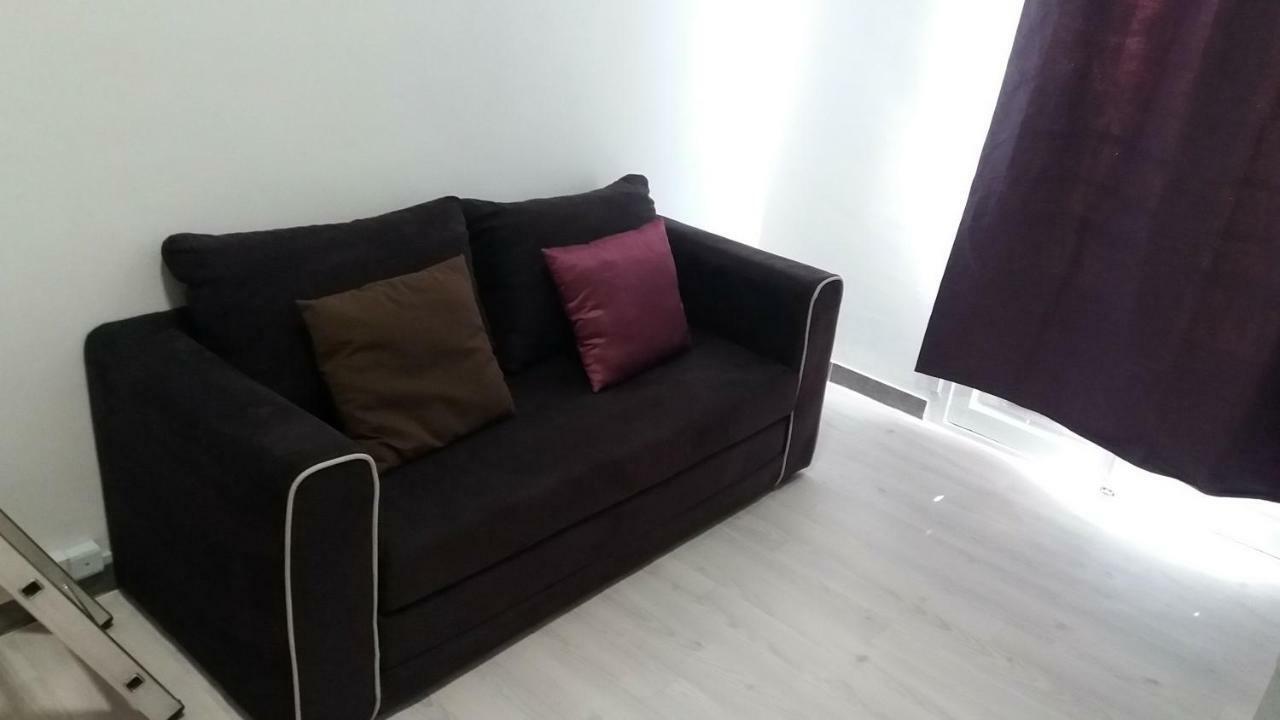 Nice Apart Backpackers S5 Apartment Bagian luar foto