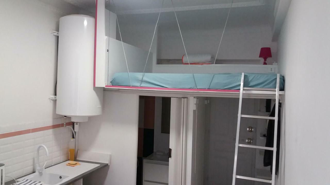 Nice Apart Backpackers S5 Apartment Bagian luar foto
